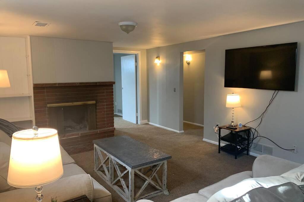 リッテルトン 3 King Beds + Bunk Beds On Broadwayヴィラ エクステリア 写真